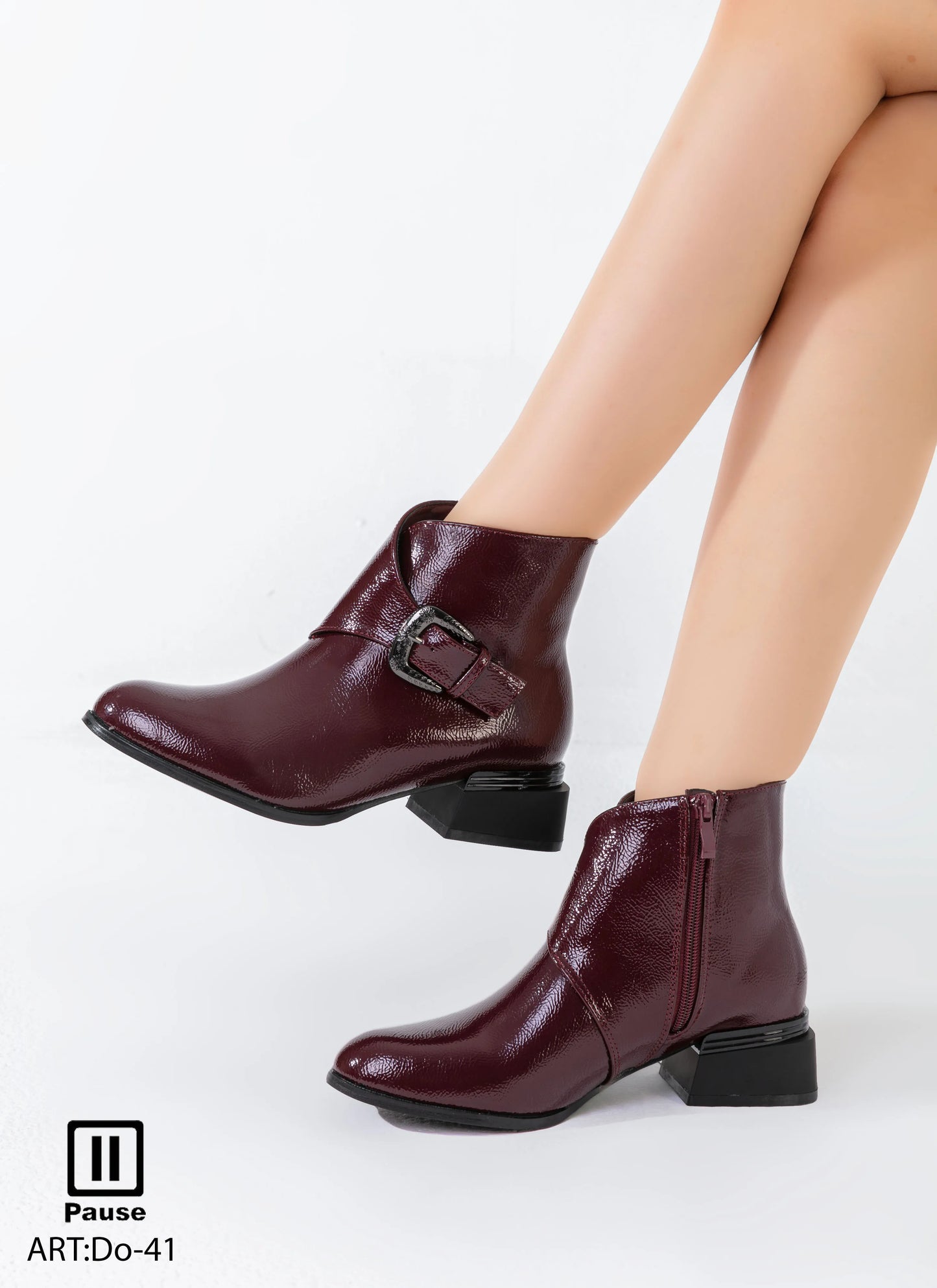 DO-41 GLOSSY ANKLE BOOTS