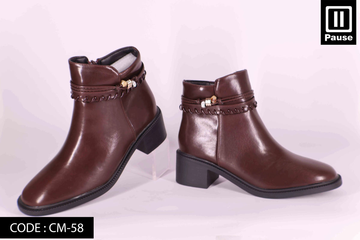 CM-58 ANKLE BOOTS