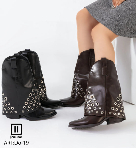 DO-19 HEELED HALF BOOTS
