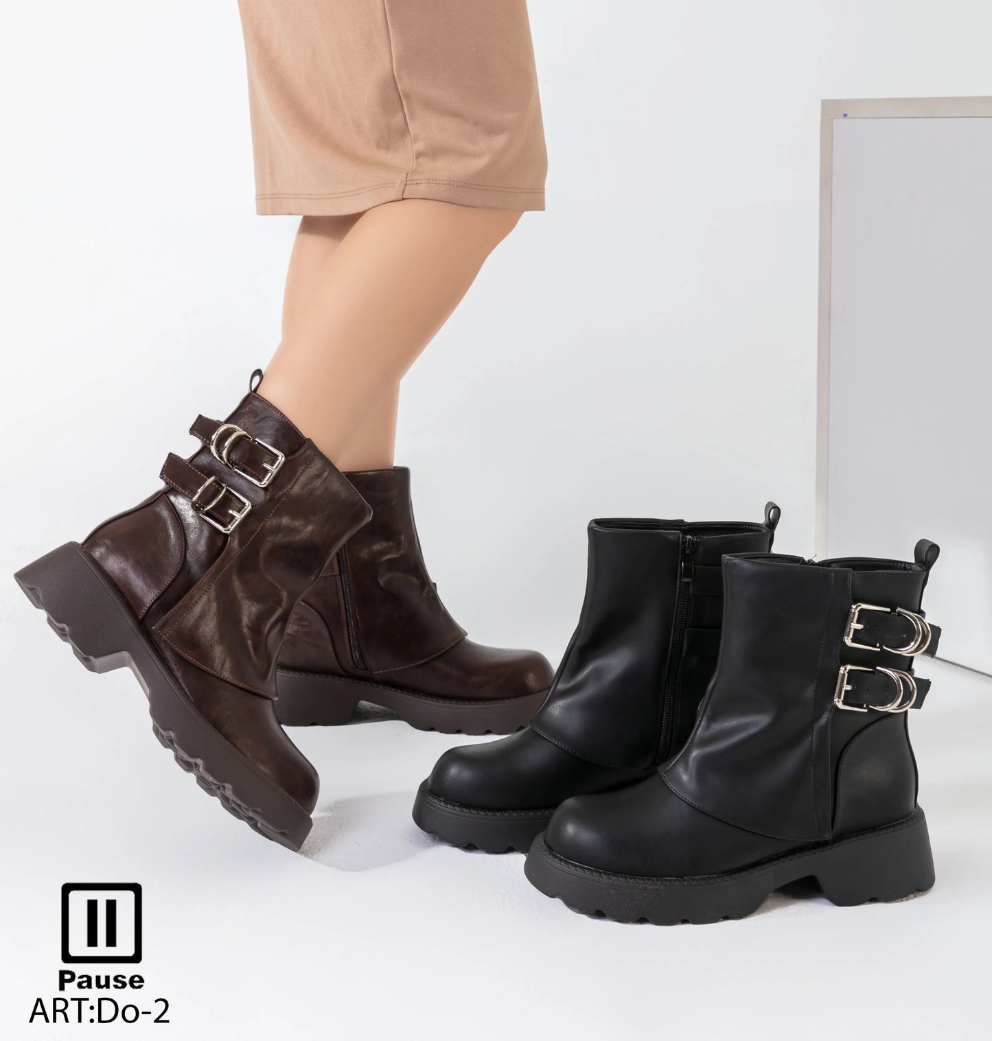 DO-2 CHELSEA BOOTS