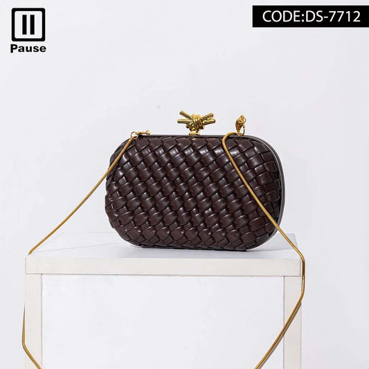 DS-7712 CLUTCH