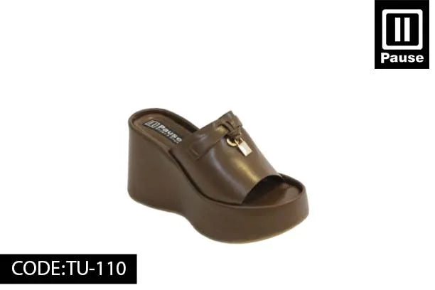 TU-110 GOLF SLIPPERS