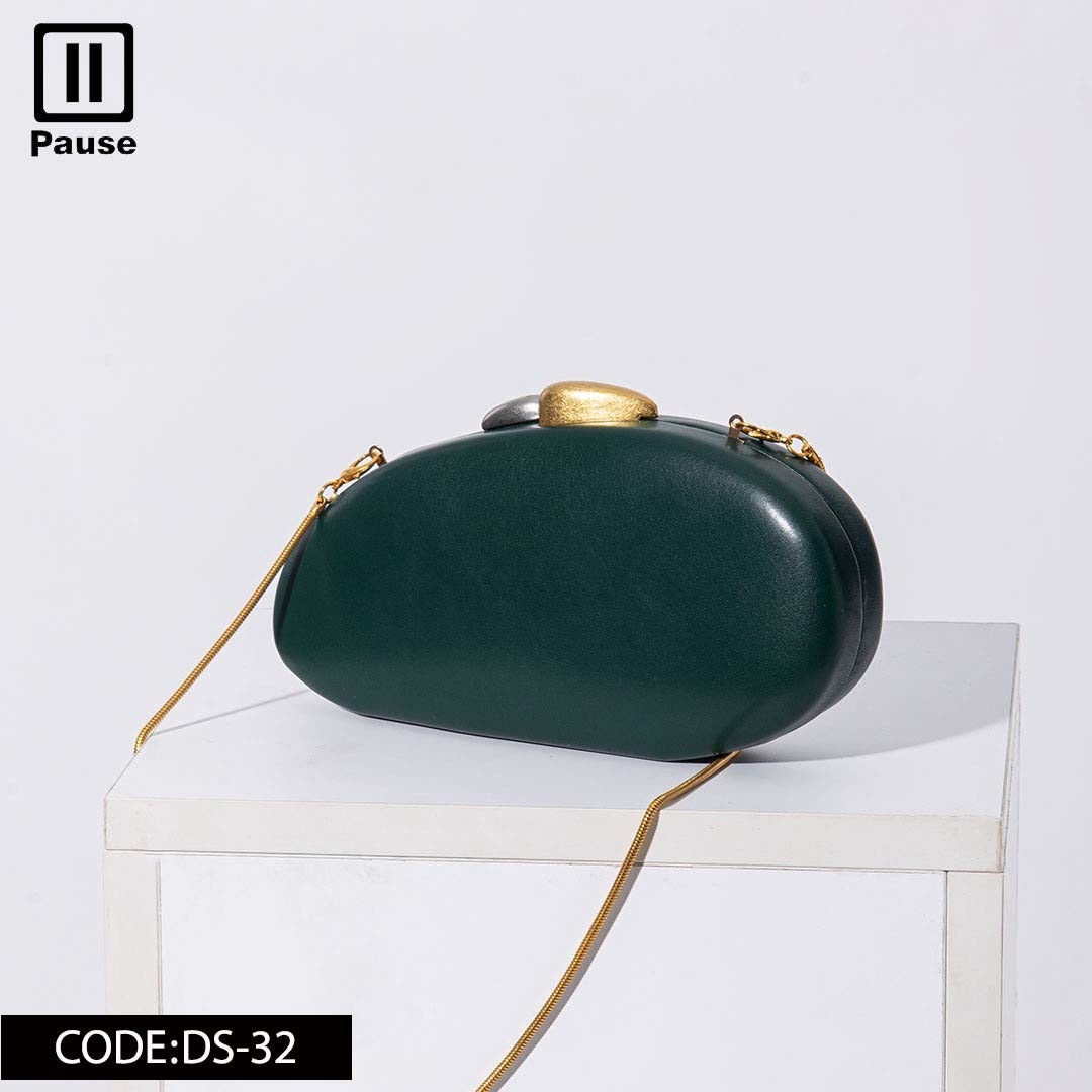 DS-32 CLUTCH