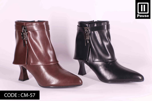 CM-57 HEELED BOOTS