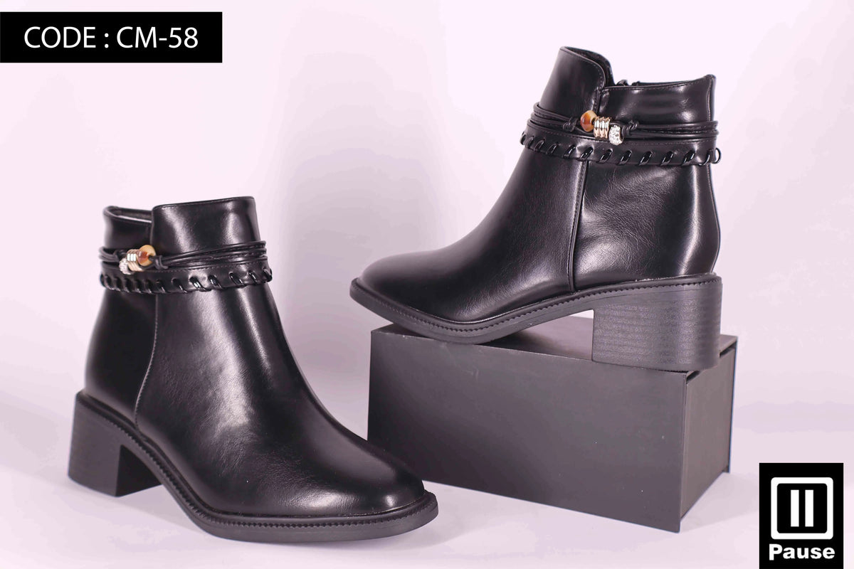 CM-58 ANKLE BOOTS