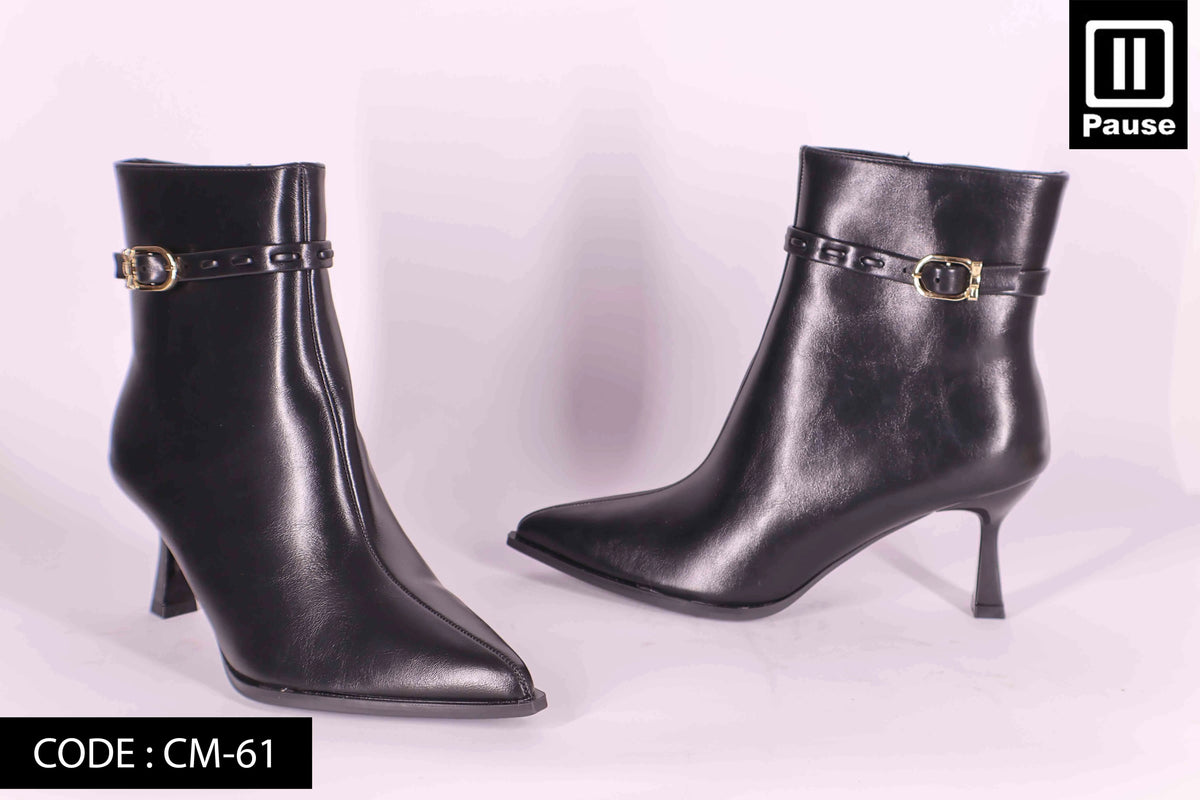 CM-61 ANKLE BOOTS