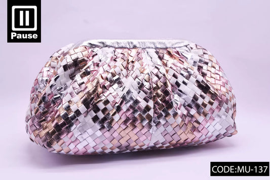 MU-137 CROSSBODY BAG