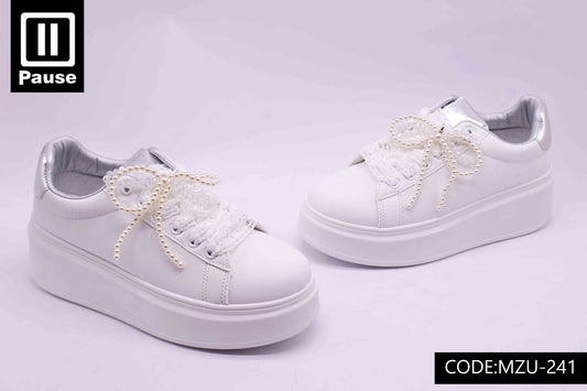 MZU-241 SNEAKER